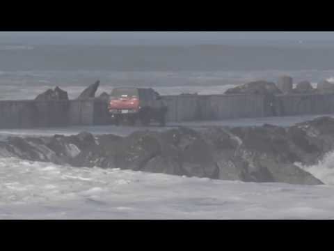 Driving on Humboldt Bay&#039;s North Jetty is Not Advised