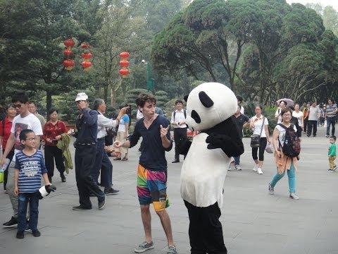 Guy Dances Across China in 100 Days