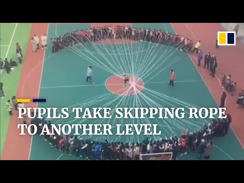 Pupils in China take skipping rope to another level