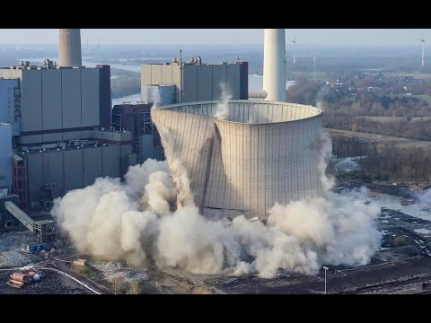 Spektakuläre Kühlturmsprengung am Steinkohlekraftwerk Voerde-Möllen - Inklusive Drohnen Aufnahmen