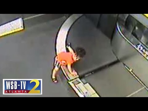 Whoa! Sneaky kid rides airport conveyor belt to TSA room | WSB-TV