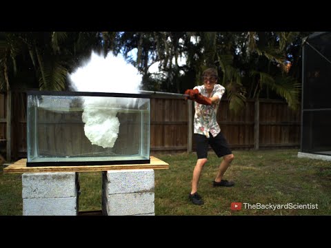 Pouring Molten salt into Water - Explosion!