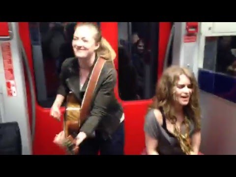 KIDDO KAT and Heidi Joubert feat. Ozzy Lino - Subway Jam Session (Frankfurt)