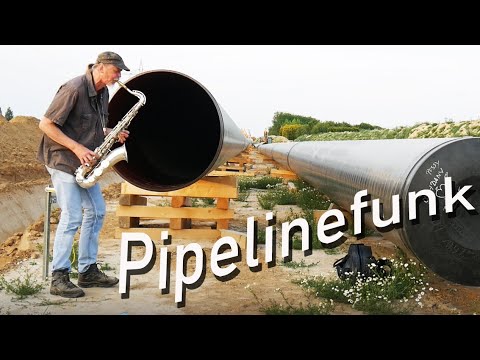 PIPELINEFUNK - ARMIN KÜPPER spielt Saxophon mit dem verrückten Echo von der Pipeline
