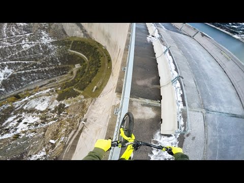 Riding a bike on a 200m high rail - Fabio Wibmer