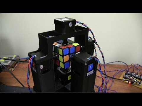 World&#039;s Fastest Rubik&#039;s Cube Solving Robot - Now Official Record is 0.900 Seconds