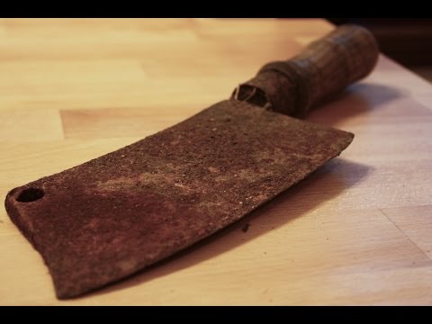 Very rusty cleaver (butcher&#039;s knife) restoration - step by step DIY